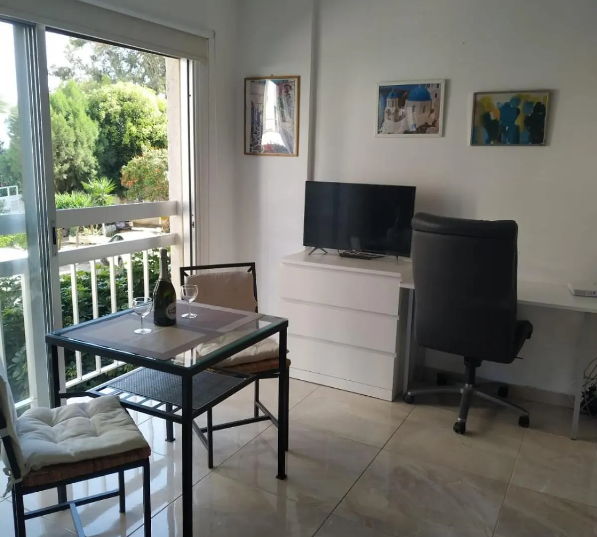 Apartament Stelia'S Seagate Studio Apt. Larnaca Cypr